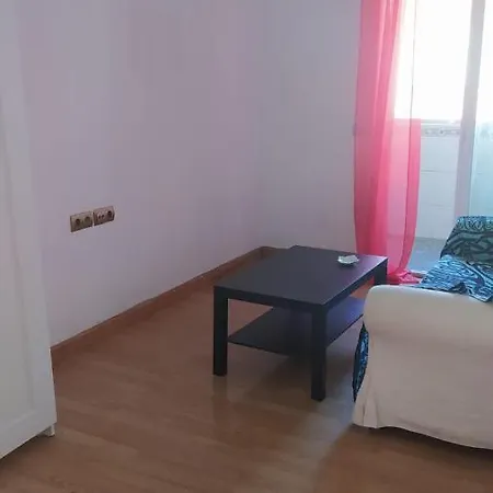 Apartamento De 3 Dormitorios Por Entrevias-2